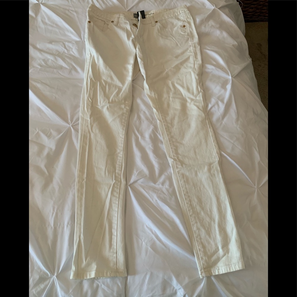 Mossimo sz 6 white skinny jeans